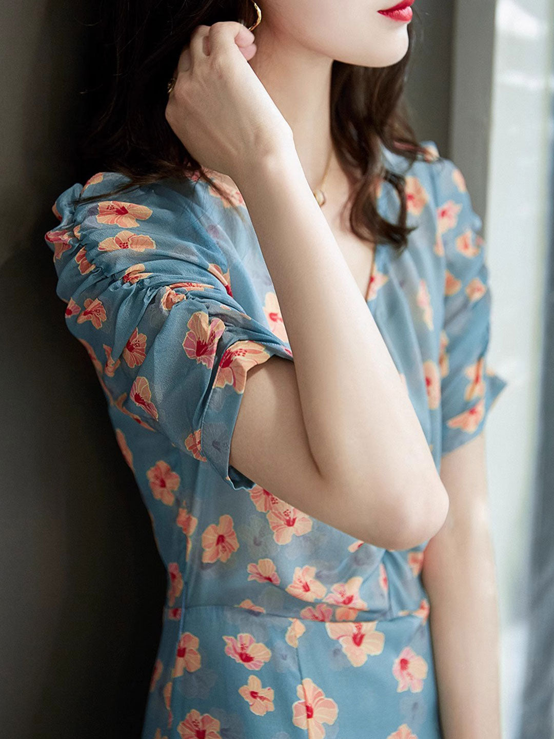 Classic Vintage & Enduringly Stylish Dress