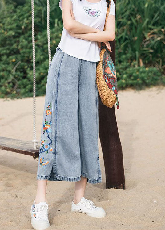 Classic Vintage Pants with a Flattering Fit