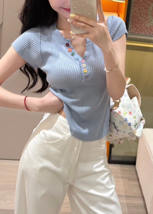 Polished Top with an Effortless Classic Look