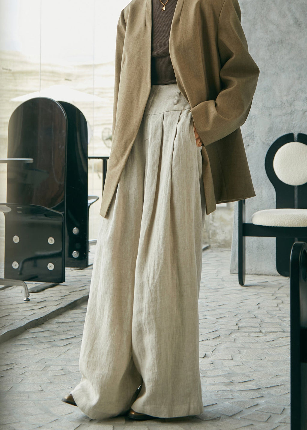 Classic Vintage Pants with a Flattering Fit