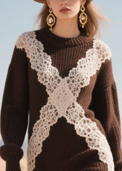 Classic Vintage Sweater with a Flattering Fit