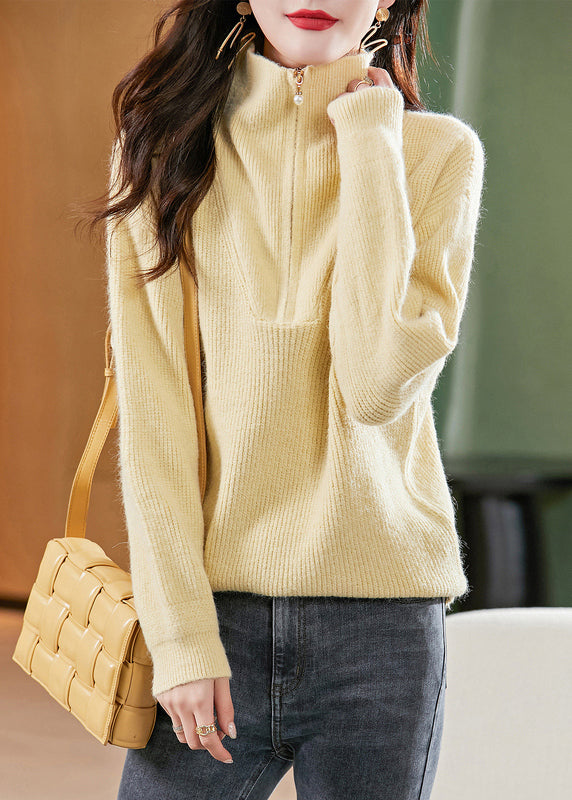 Classic Vintage Sweater with a Flattering Fit