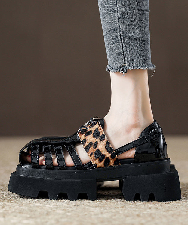 Graceful Orthopedic Sandals for Modern Look