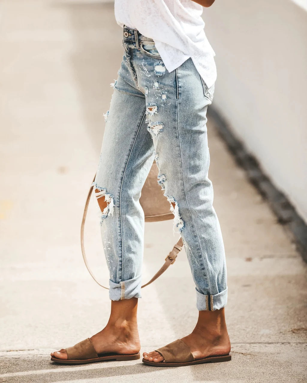 Sophisticated Trousers with a Clean Classic Look