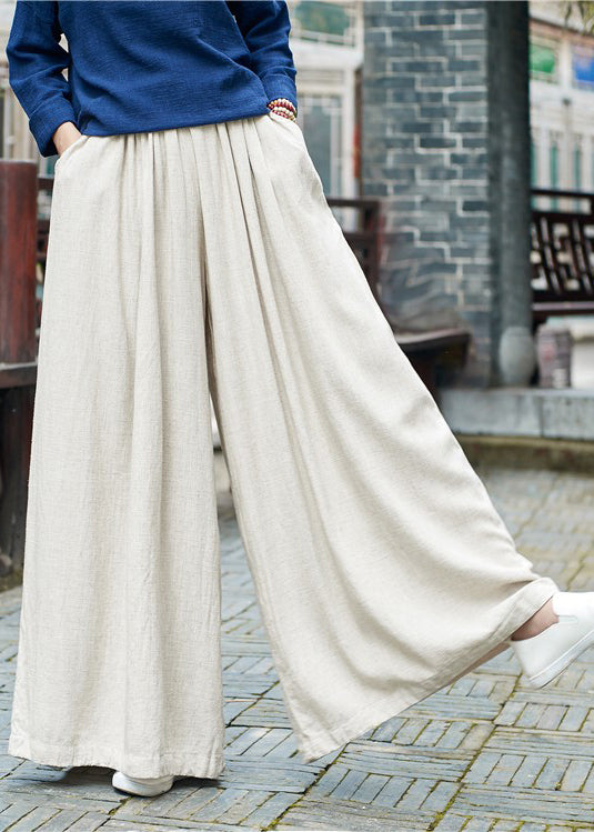Effortlessly Elegant Pants with a Timeless Design