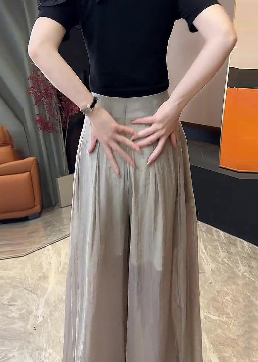 Elegantly Styled Pants for Everyday Wear