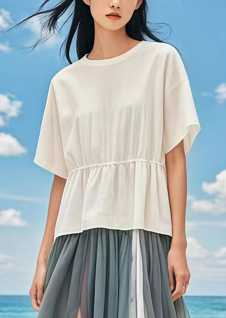 Gracefully Styled Garment for Any Occasion