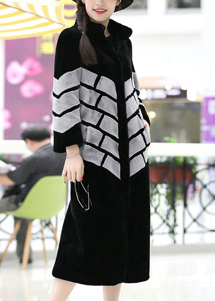 Well Tailored Jacket with a Graceful Silhouette