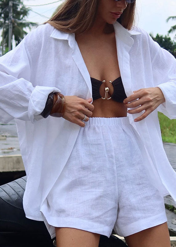 Classic Vintage Shirt with a Flattering Fit