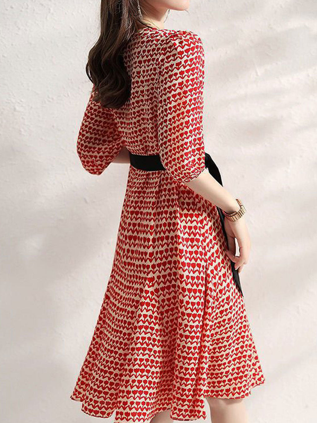 Classic Vintage Dress with a Flattering Fit