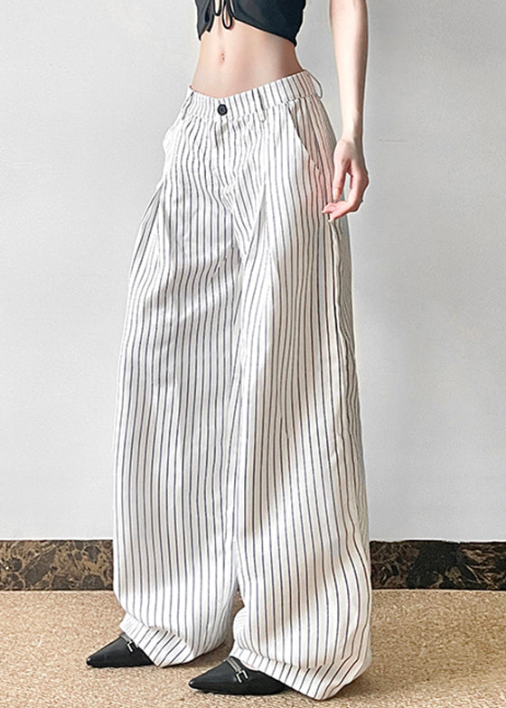 Classic Vintage Pants with a Flattering Fit