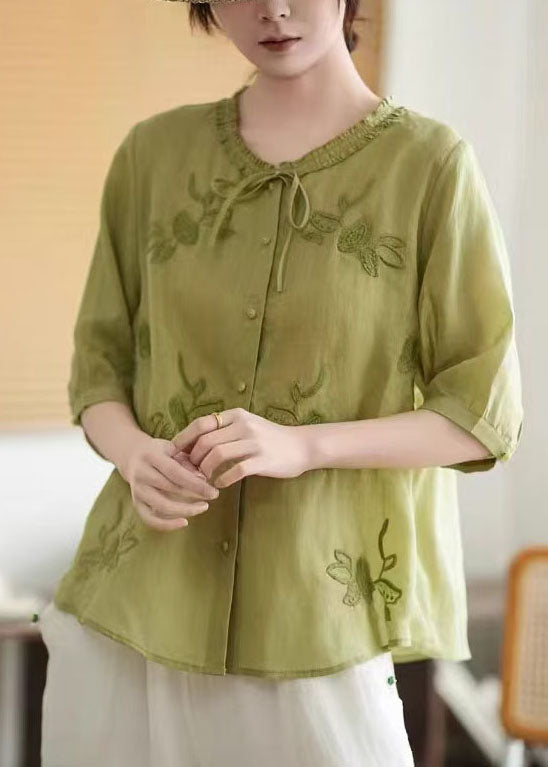 A Vintage Style Top with Delicate Timeless Details