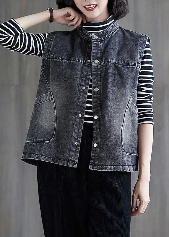 A Vintage Style Coat with Delicate Timeless Details