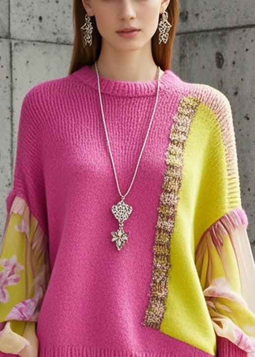Classic Vintage Sweater with a Flattering Fit