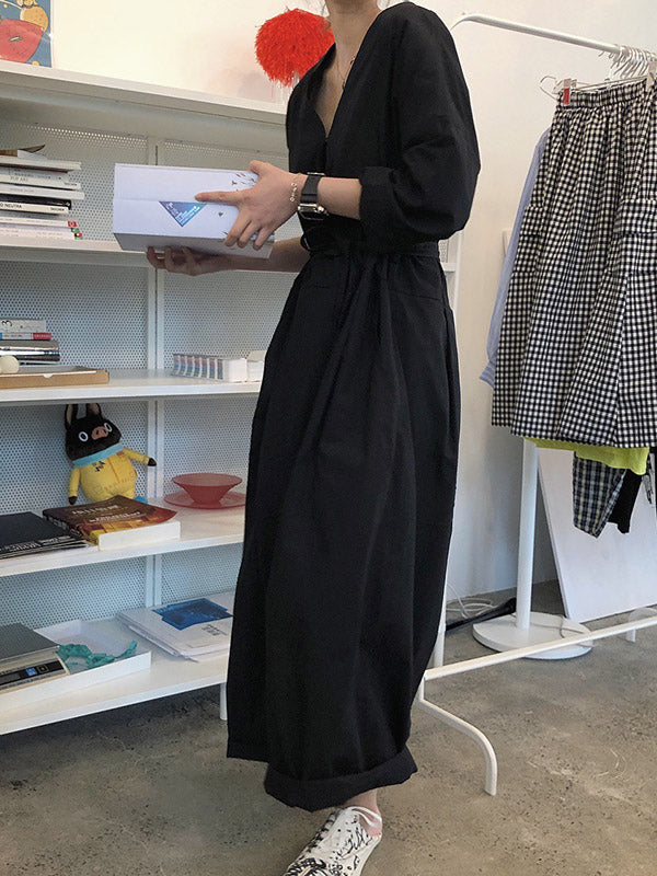 Effortlessly Elegant Garment with a Timeless Design