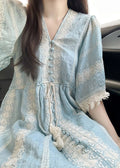 Classic Vintage Dress with a Flattering Fit