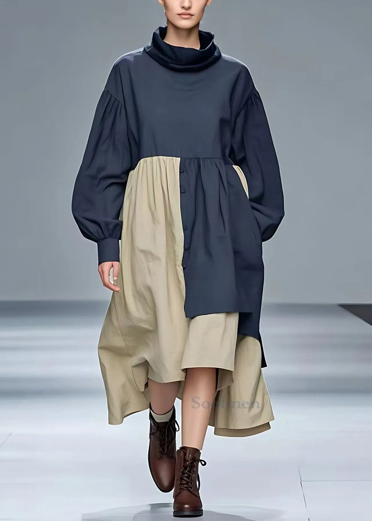 Classic Vintage Dress with a Flattering Fit