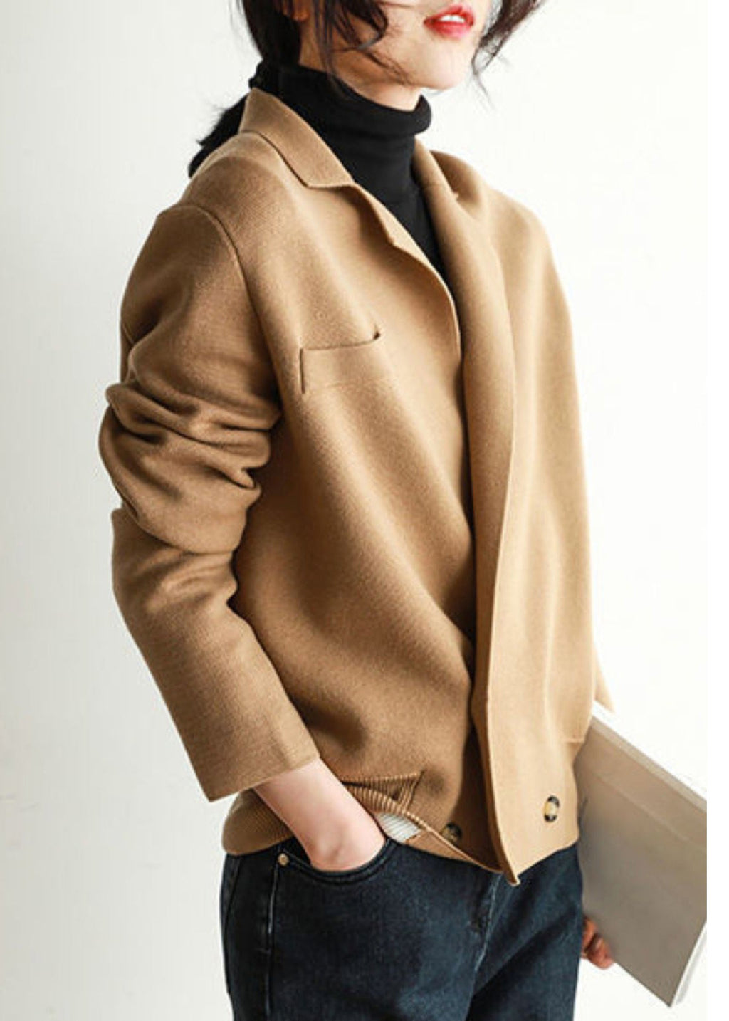 Effortlessly Elegant Coat with a Timeless Design