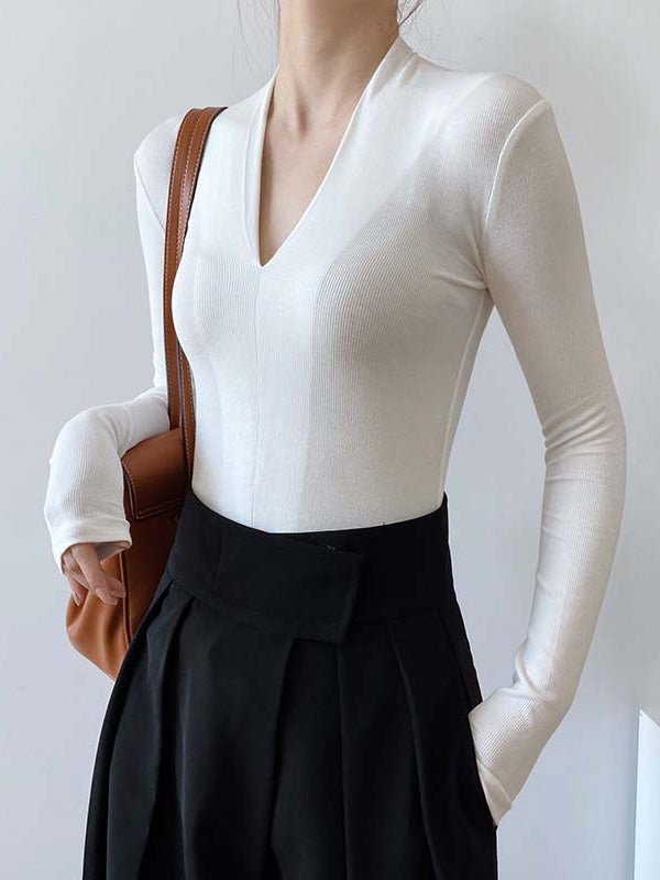 Well Tailored T-Shirt with a Graceful Silhouette