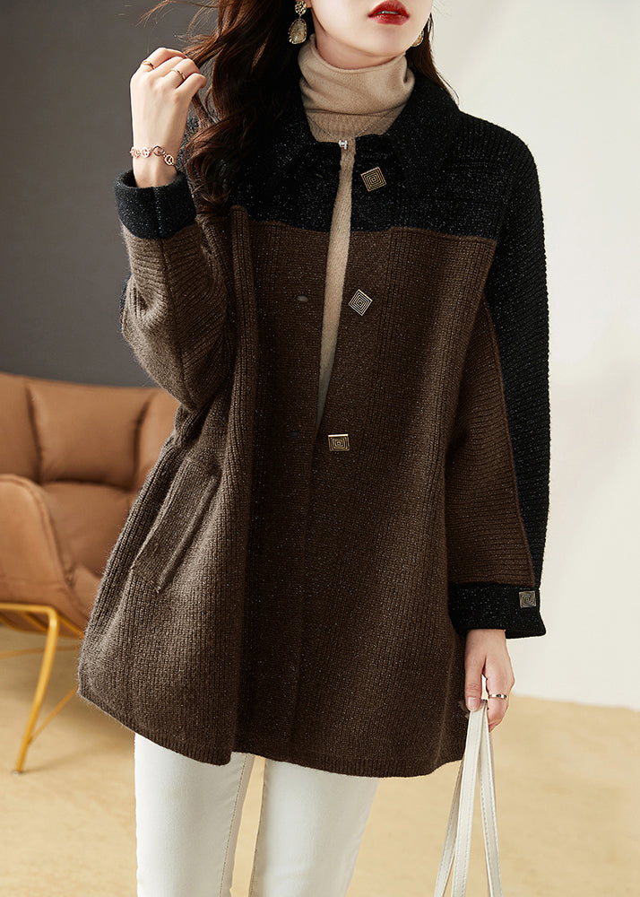 Well Tailored Coat with a Graceful Silhouette