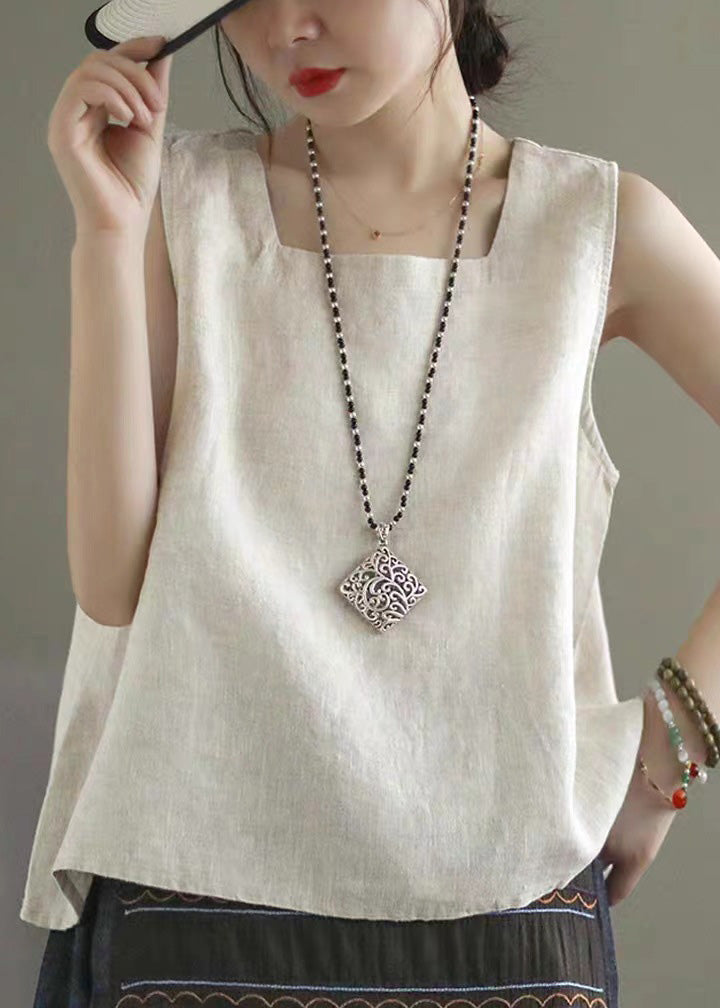 Effortlessly Elegant Top with a Timeless Design