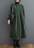 Well Tailored Coat with a Graceful Silhouette