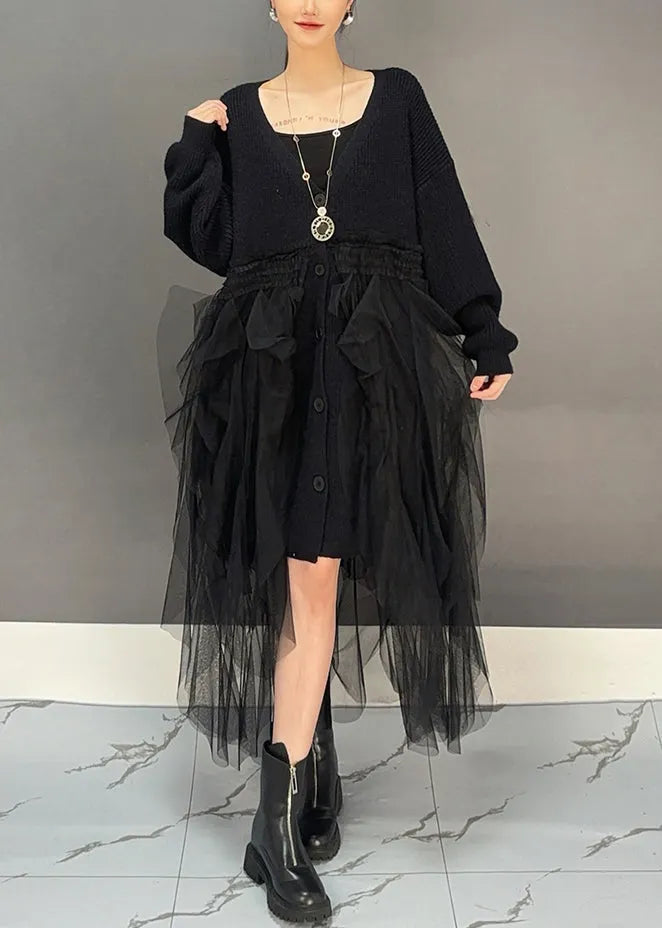 Well Tailored Cardigan with a Graceful Silhouette