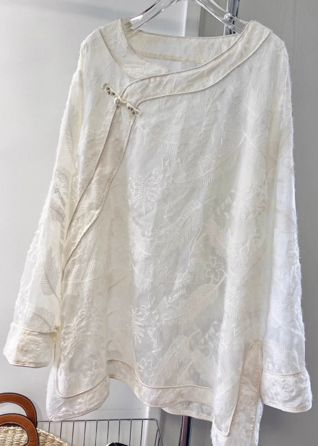 Beautifully Finished Blouse in a Timeless Design