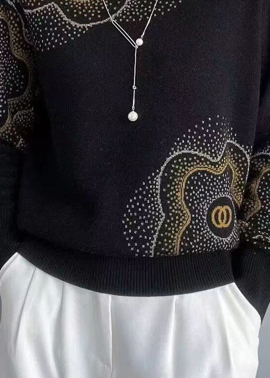 Effortlessly Elegant Sweater with a Timeless Design