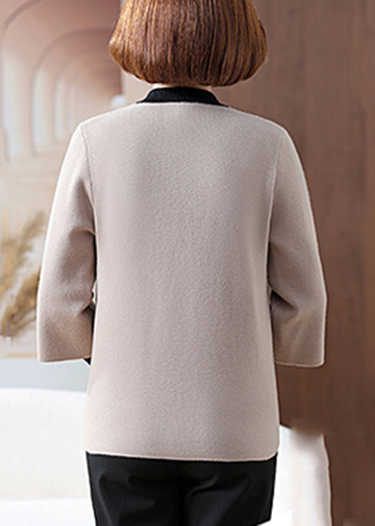 Gracefully Styled Coat for Any Occasion