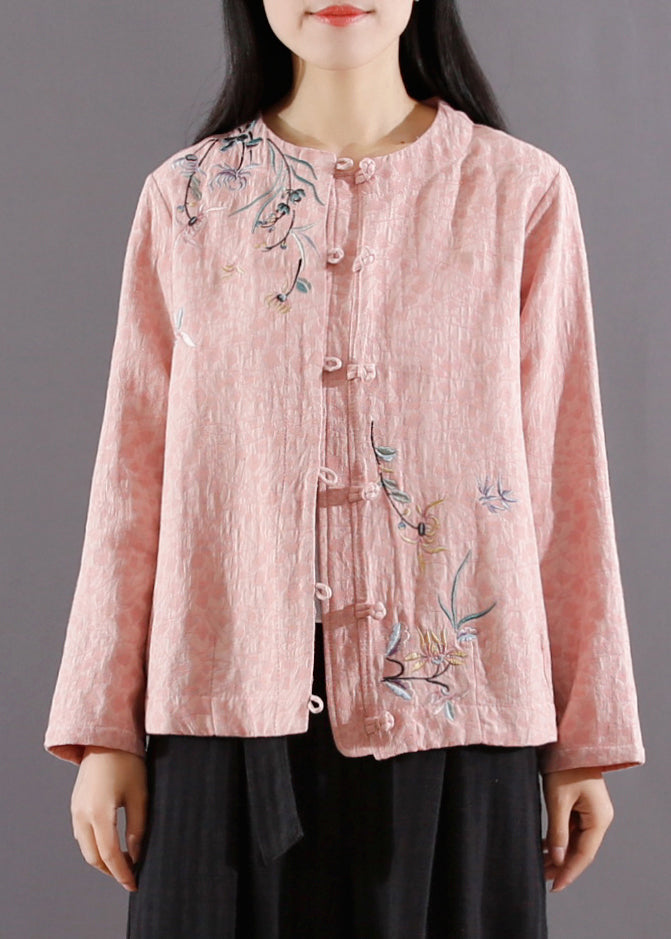 Well Tailored Coat with a Graceful Silhouette