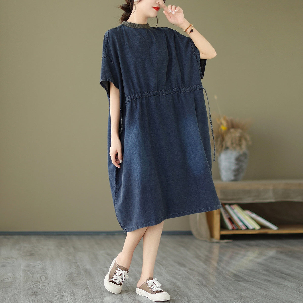 Sophisticated Dress with a Clean Classic Look
