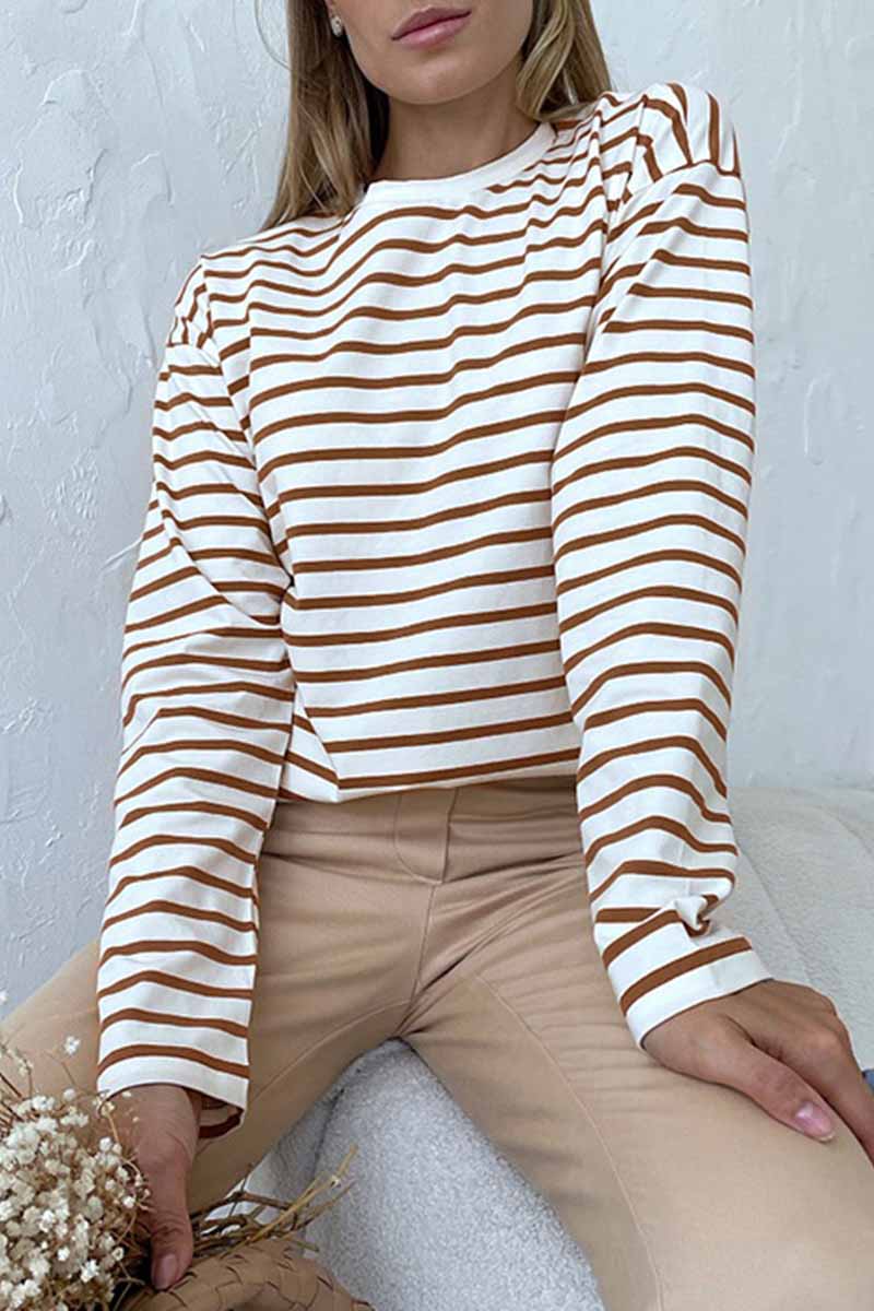 Classic Vintage Top with a Flattering Fit