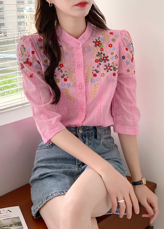 Effortlessly Elegant Blouse with a Timeless Design