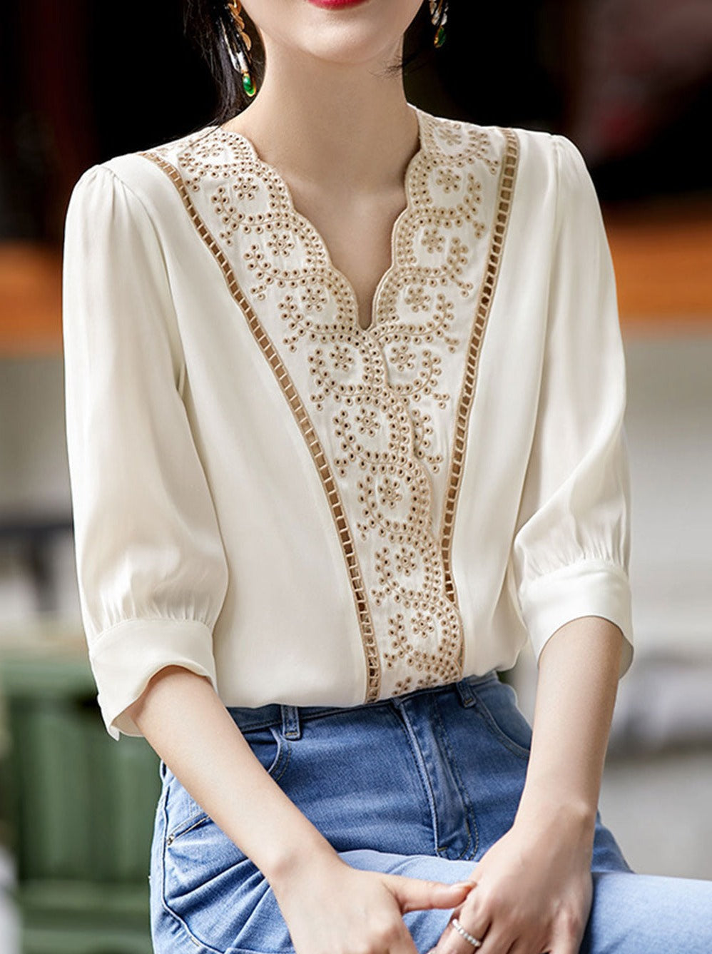 Elegantly Styled Shirt for Everyday Wear