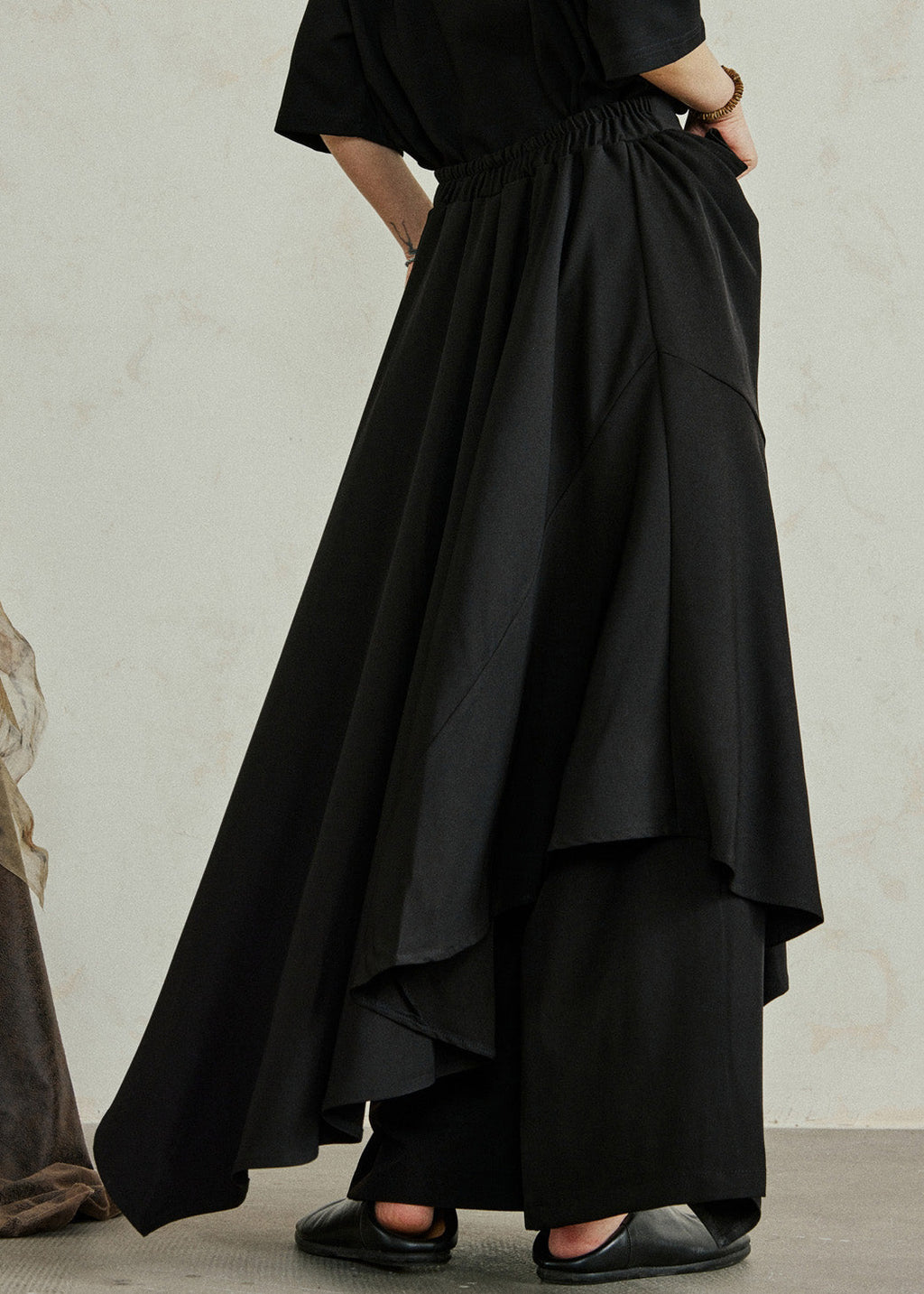 Gracefully Styled Pants for Any Occasion