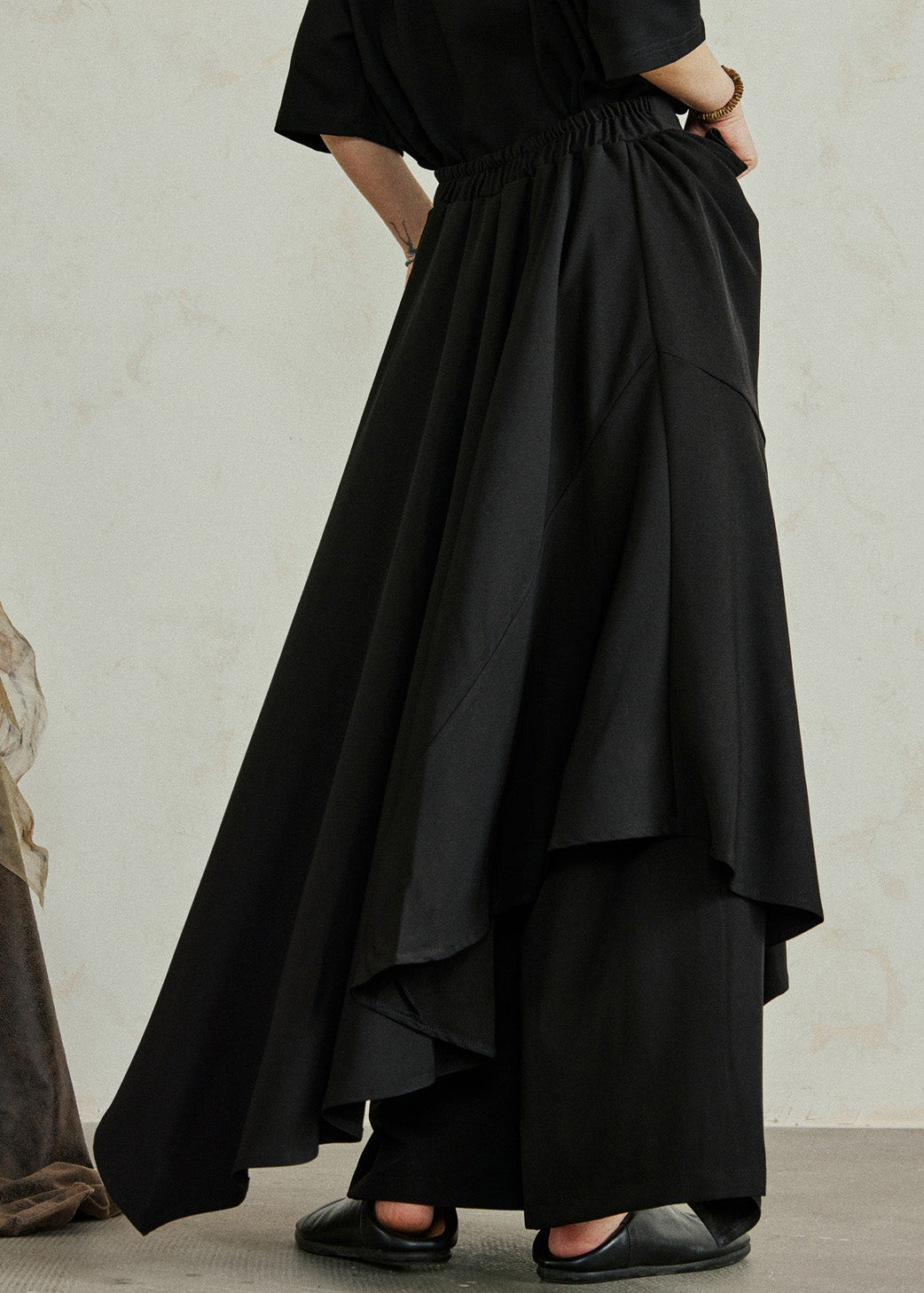 Gracefully Styled Pants for Any Occasion