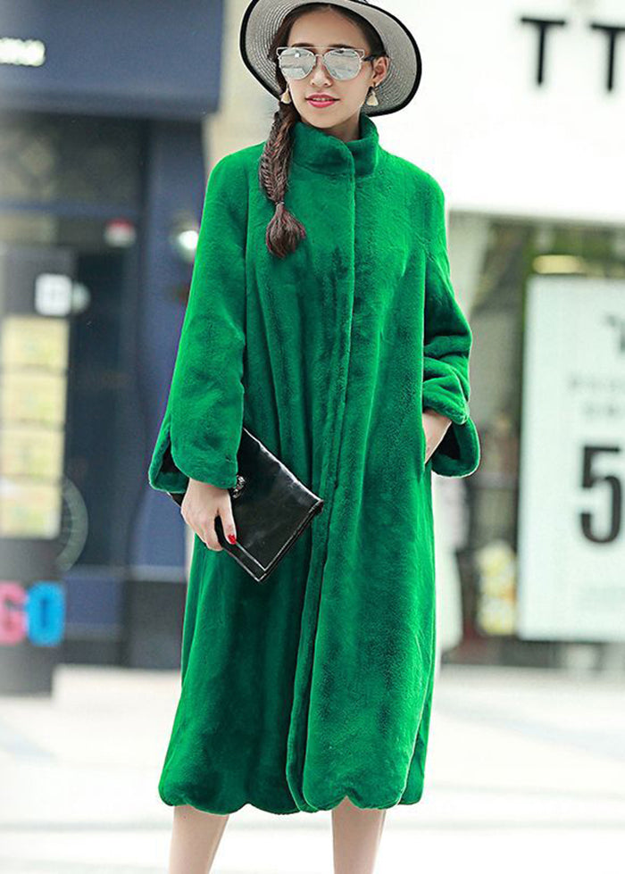 Elegantly Styled Coat for Everyday Wear