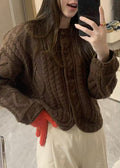 Well Tailored Cardigan with a Graceful Silhouette