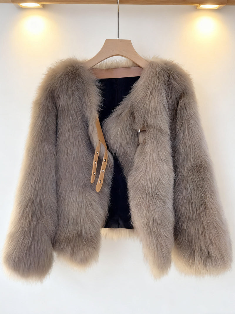 Beautifully Finished Coat in a Timeless Design