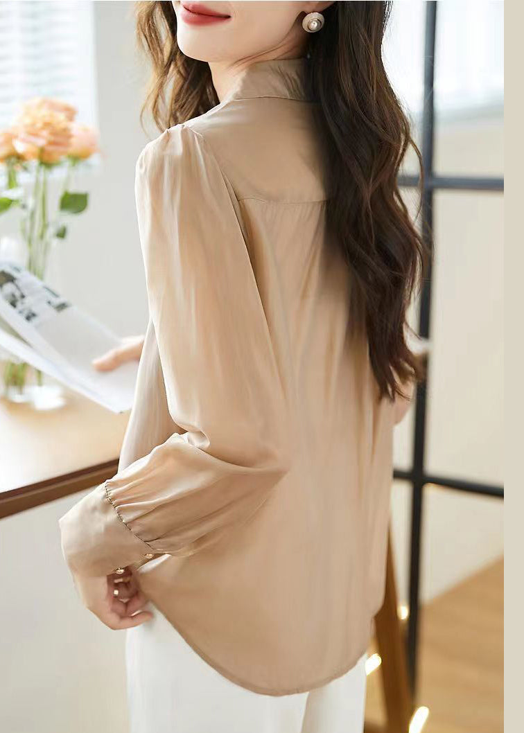 Classic Vintage Top with a Flattering Fit