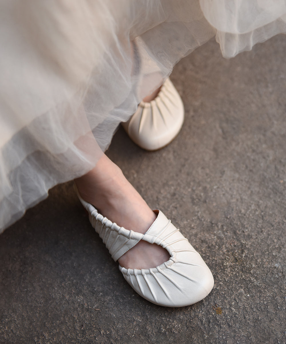 Graceful Orthopedic Sandals for Modern Look