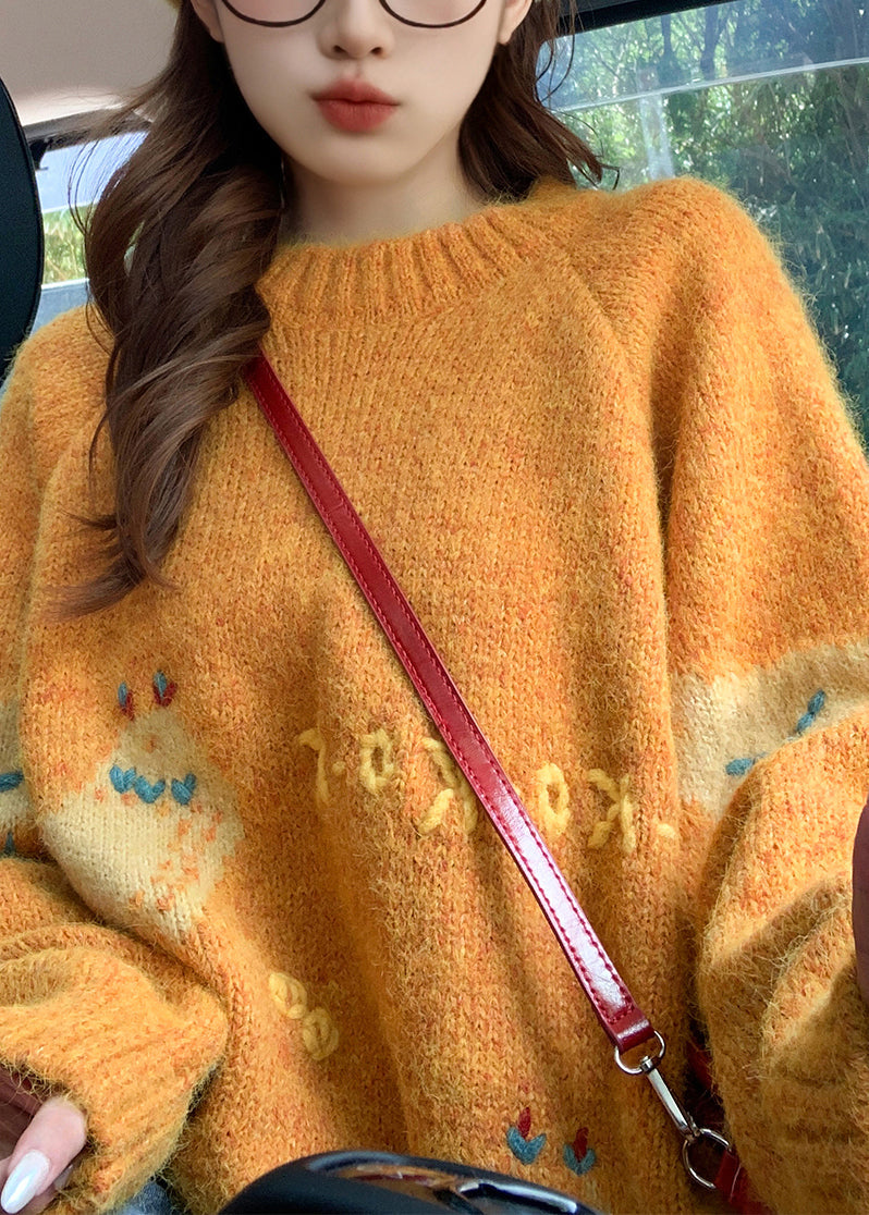 Classic Vintage Sweater with a Flattering Fit