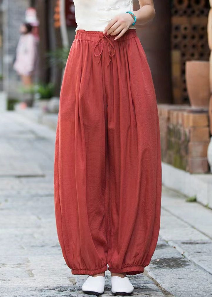 Effortlessly Elegant Pants with a Timeless Design