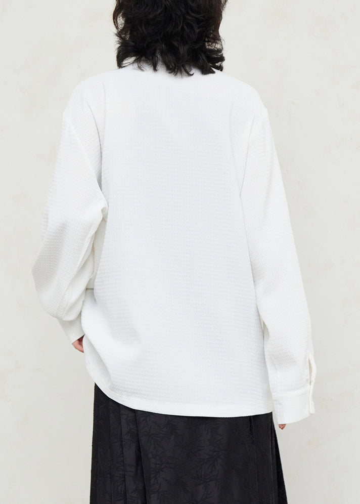 Classic Vintage Shirt with a Flattering Fit