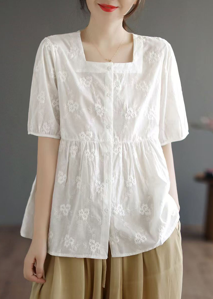Effortlessly Elegant Top with a Timeless Design