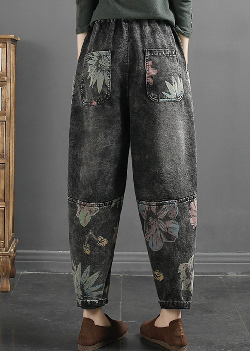A Vintage Style Pants with Delicate Timeless Details
