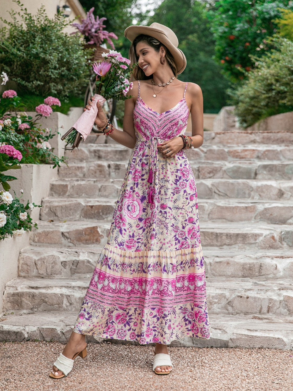 Classic Vintage Dress with a Flattering Fit