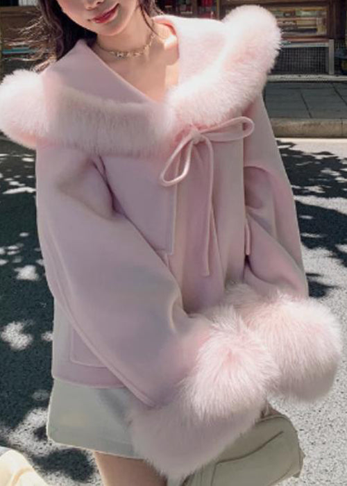 Beautifully Finished Coat in a Timeless Design
