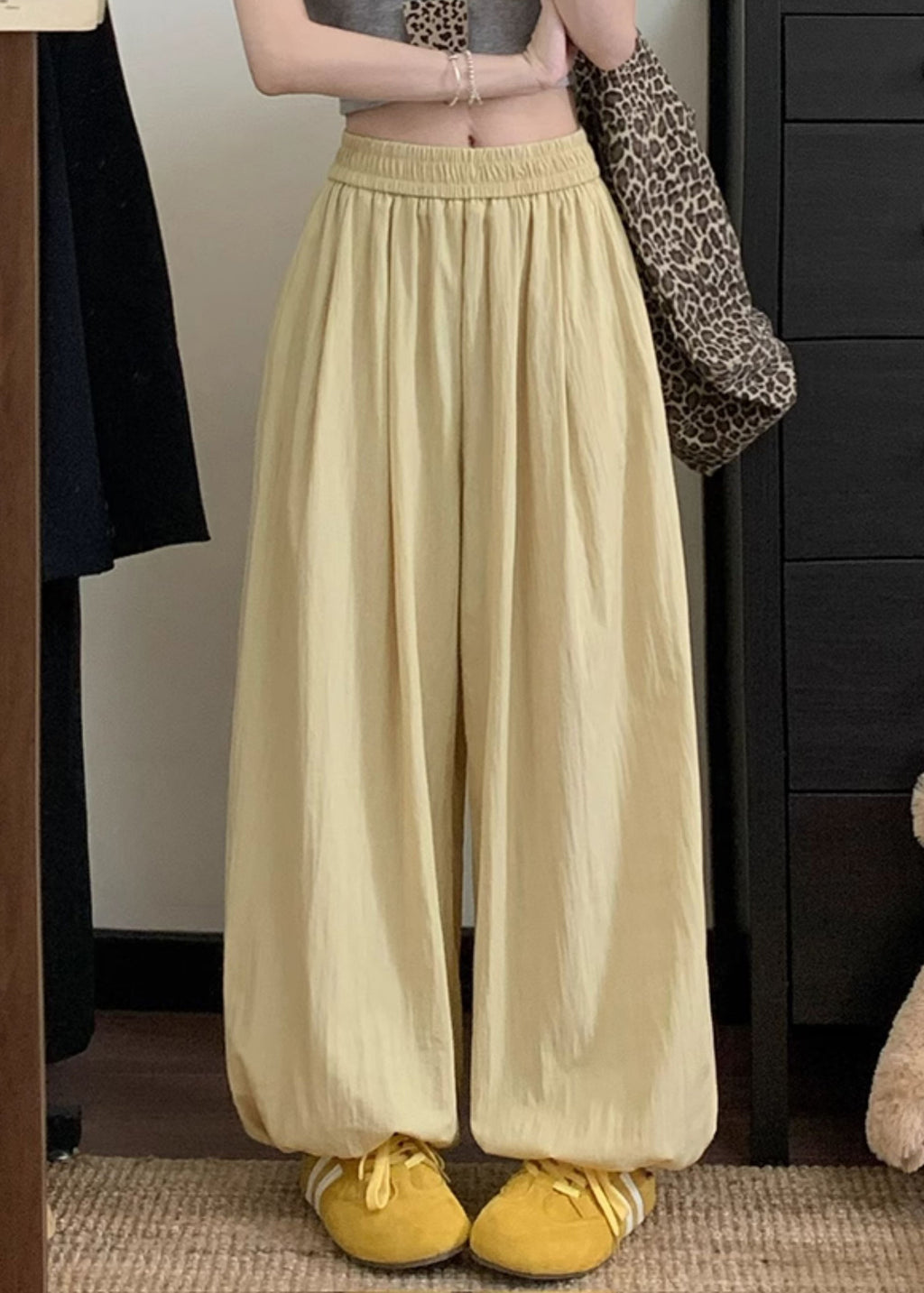 Gracefully Styled Pants for Any Occasion